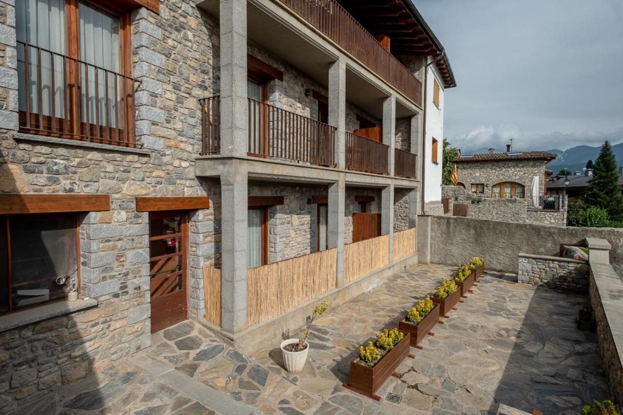 Aparthotel Bellver Bellver De Cerdanya Eksteriør billede